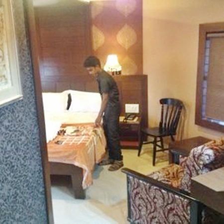 Royal Avenue Hotel Bangalore Luaran gambar