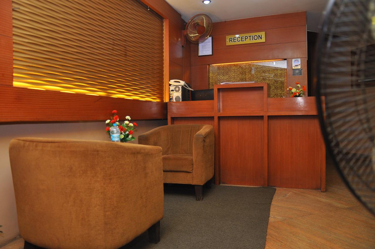 Royal Avenue Hotel Bangalore Luaran gambar